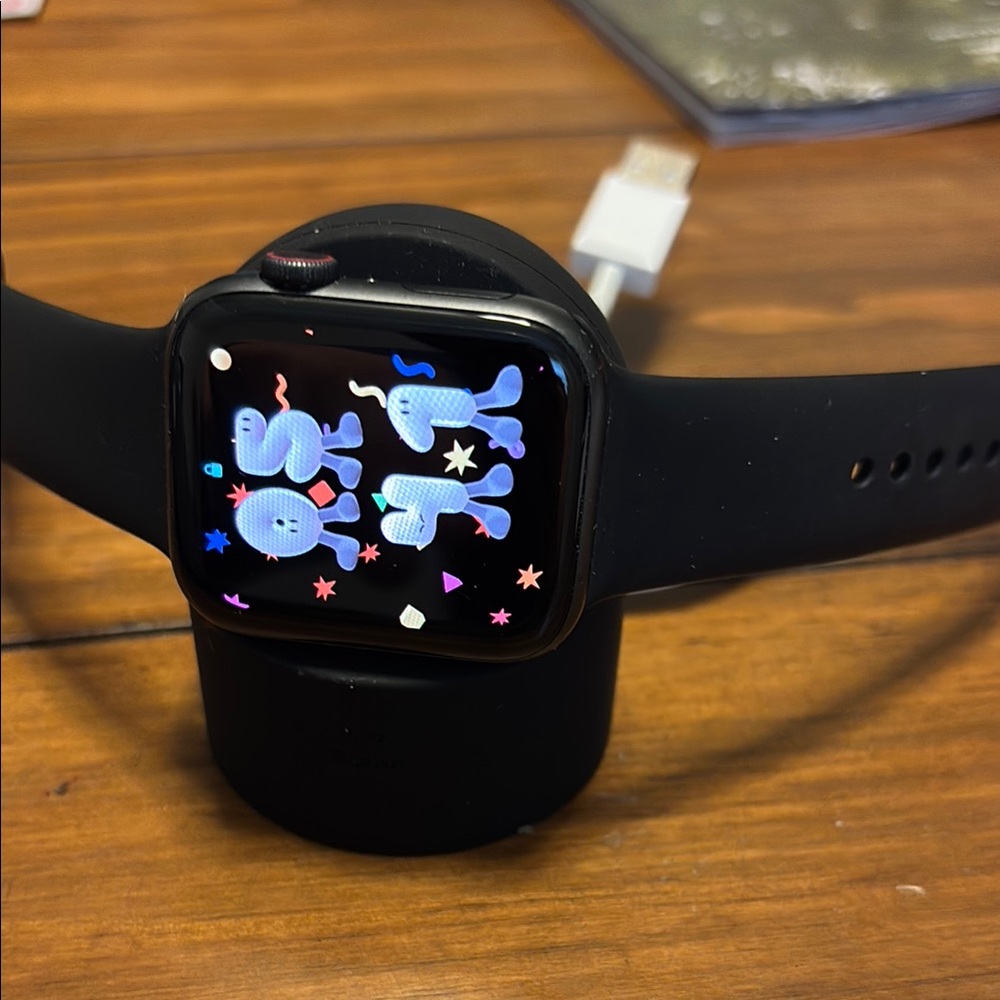 Apple Watch SE GPS+Cellular 44mm 32GB